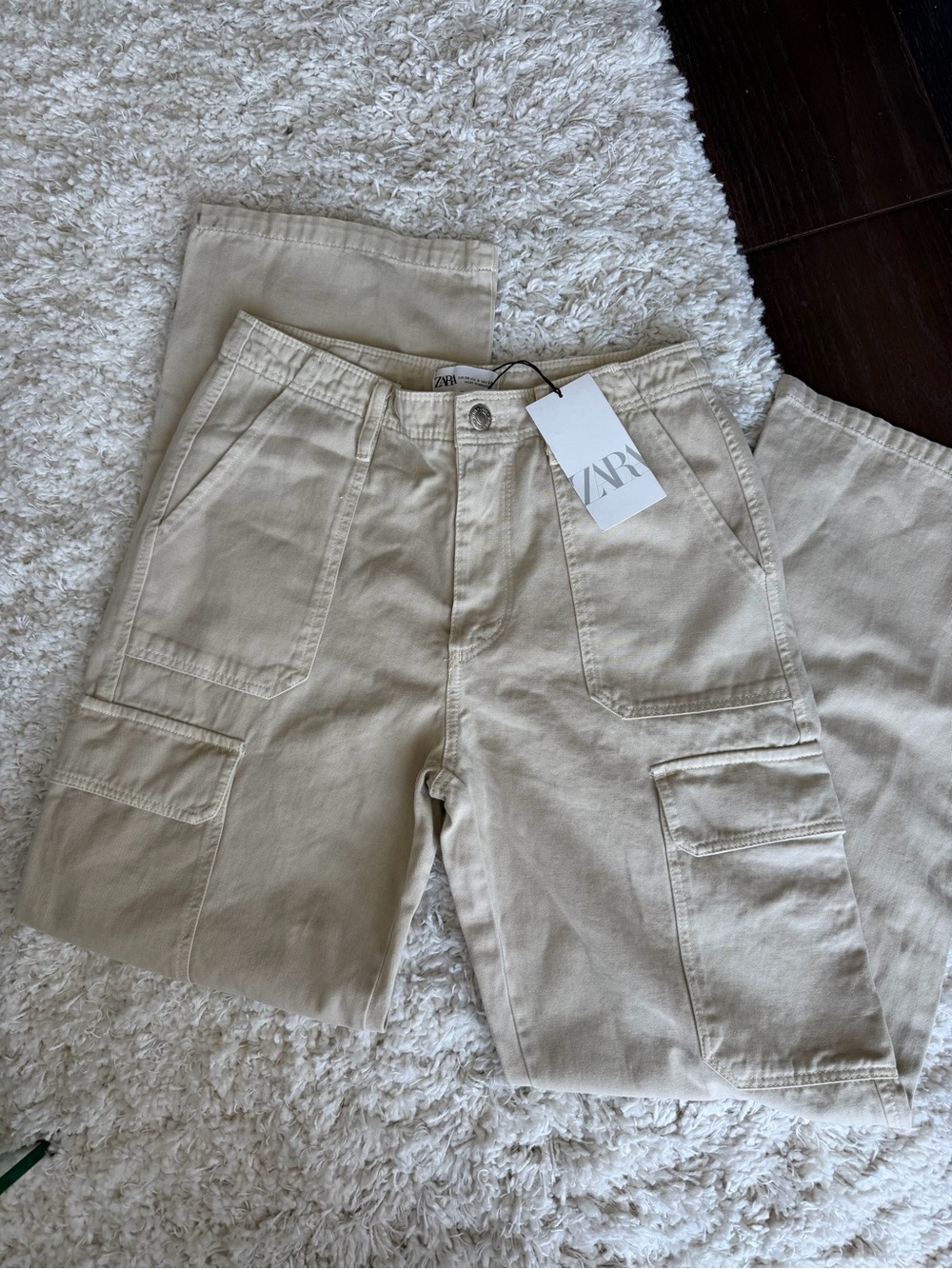 Zara Mid Rise Straight Leg Cargo Pants — Beige / Light Tan